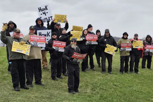 Members of OCSEA who work in state corrections held an informational picket in 2024 to fight for a fair contract. Photo credit: OCSEA.